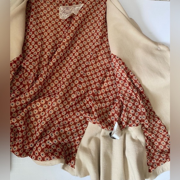 Nick & Moe (L) cream blazer - Beautiful embroidery & lining w/ a vintage feel - Picture 12 of 16